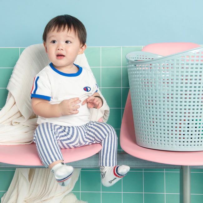 Get The Laundry Photoshoot Ideas at Amazing Baby and Newborn Photo Studio Malaysia