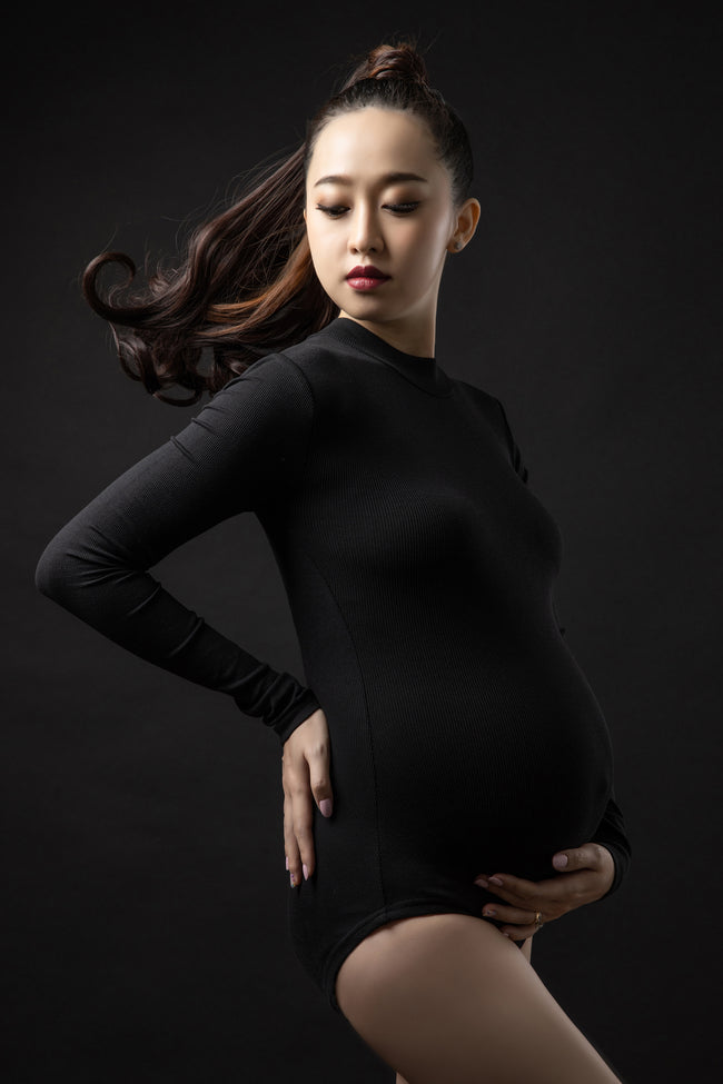 Get Quality Maternity Photos at Amazing Baby and Newborn Photo Studio Malaysia